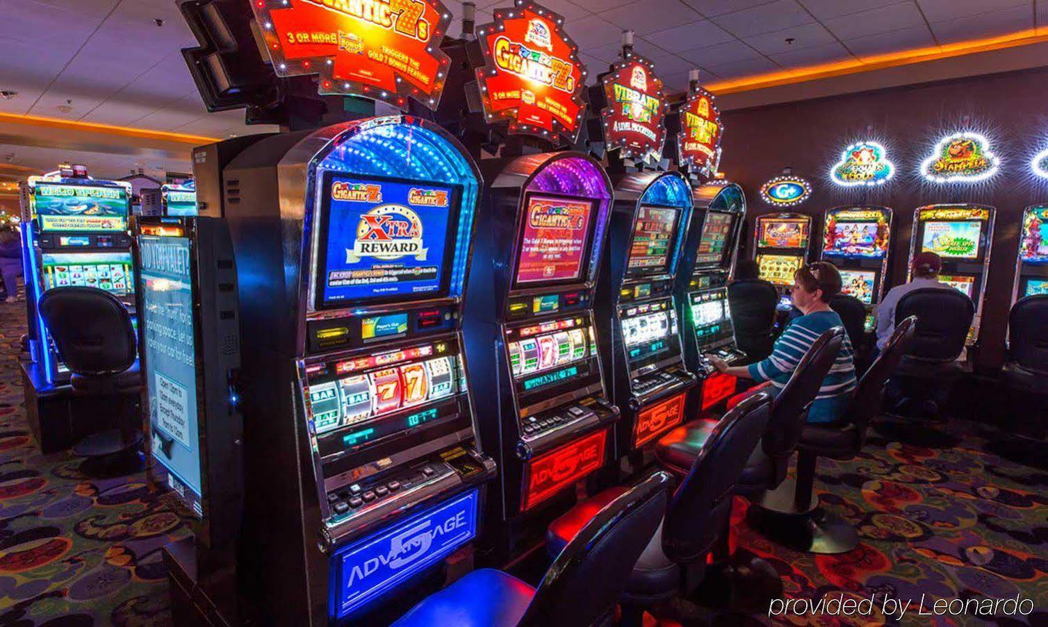 Apache Casino Hotel 劳顿 外观 照片